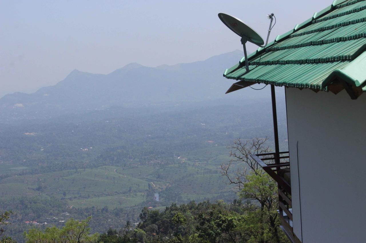 Vythiri Hills Hotel Exterior photo